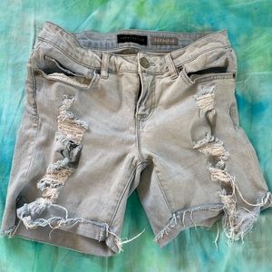 Aeropostale Bermuda shorts